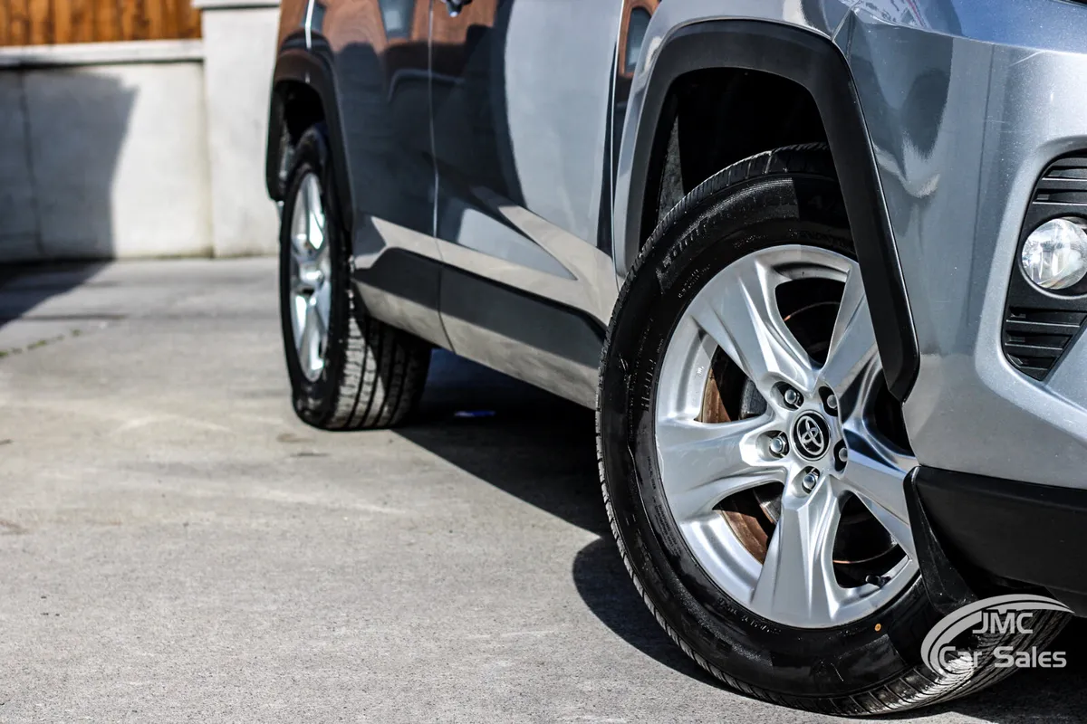 2021 TOYOTA RAV4 LUNA 2.5L PETROL HYBRID - Image 5