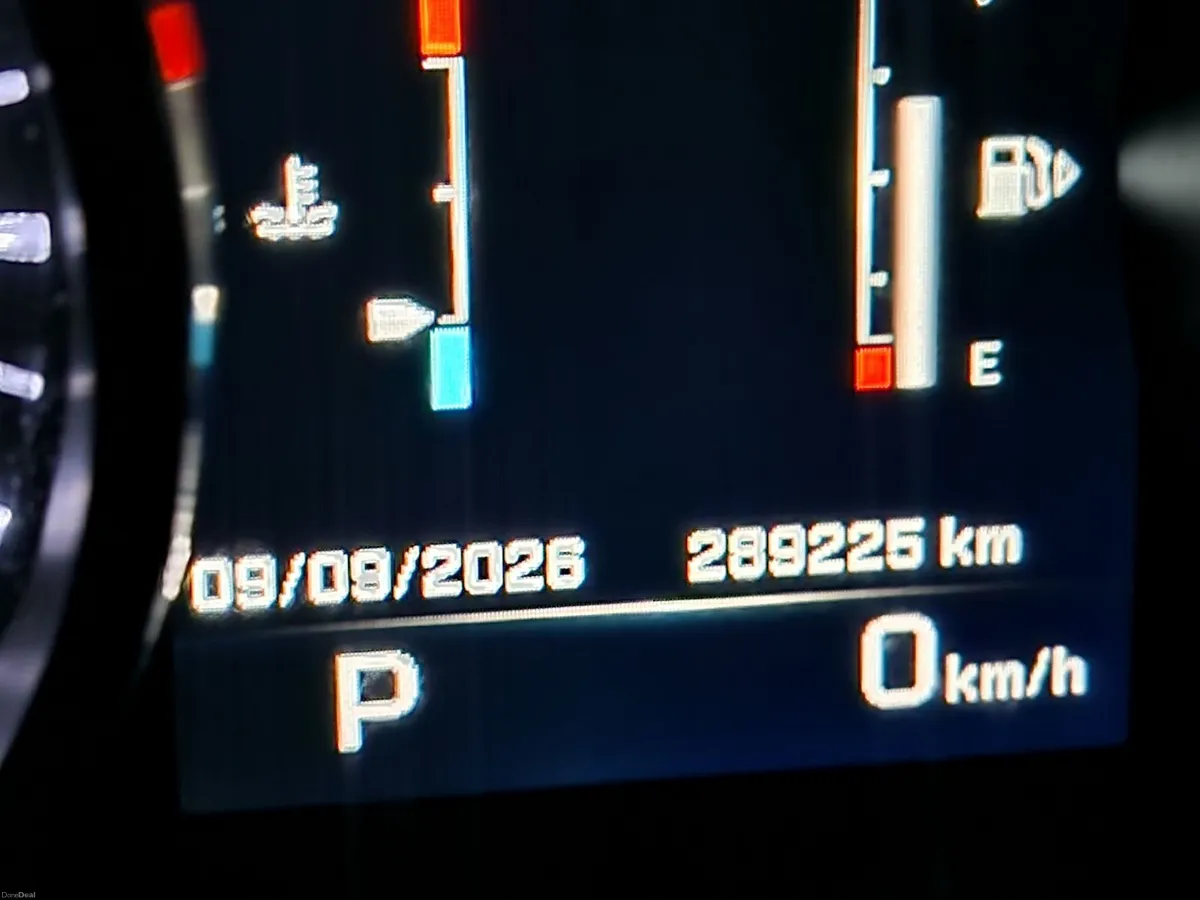Land Rover Range Rover Evoque 2015 2.2 Automatic - Image 4