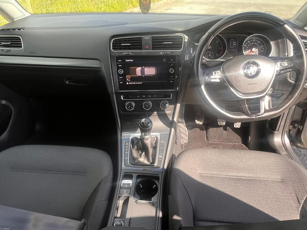 Volkswagen Golf 2019 - Image 5