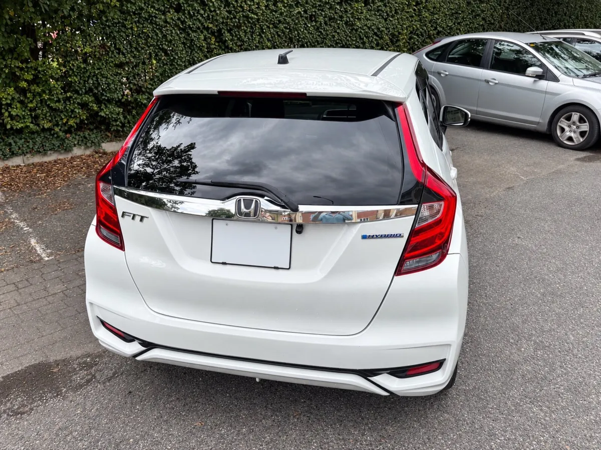 Honda Fit 2018 Hybrid Automatic – Low Mileage - Image 4