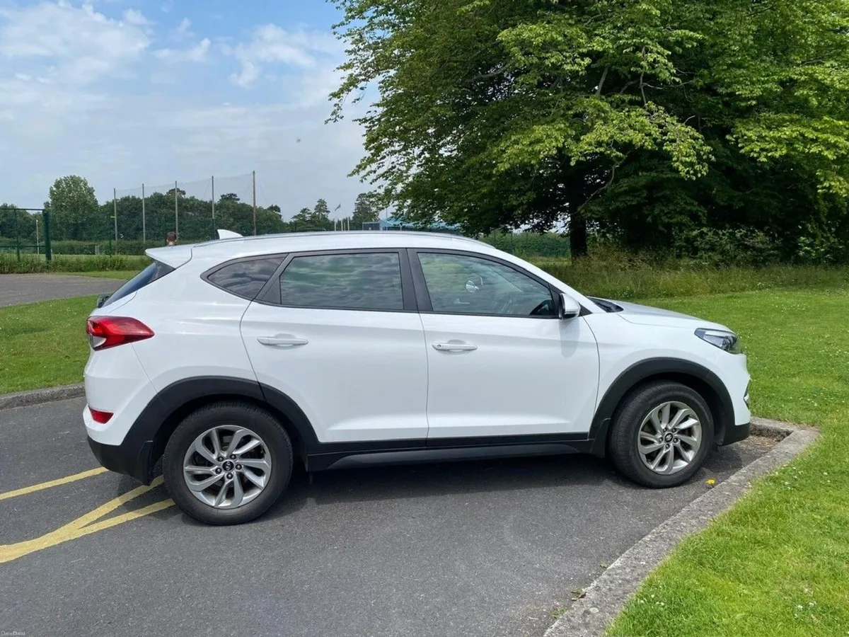 Hyundai Tucson 2016 Executive Plus - Image 3