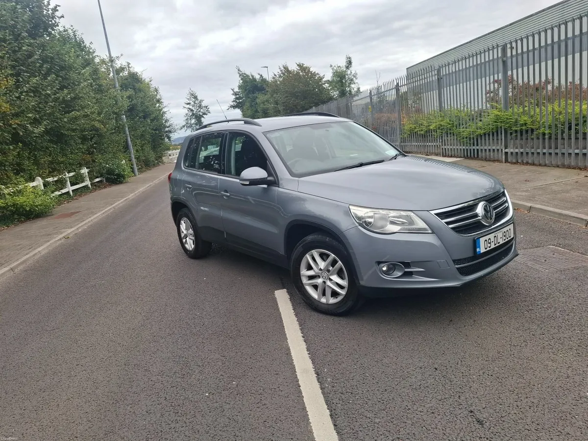 Volkswagen Tiguan 2009 - Image 1