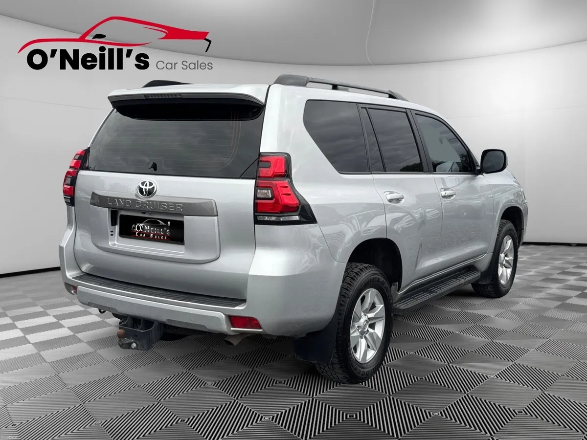 TOYOTA LANDCRUISER LWB AUTO NO VAT! #262 - Image 6
