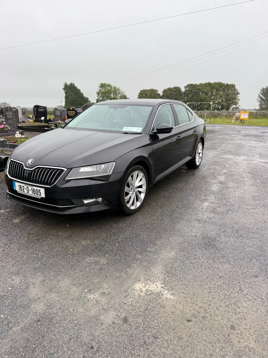 Skoda superb 2.0 diesel 2016 - Image 2