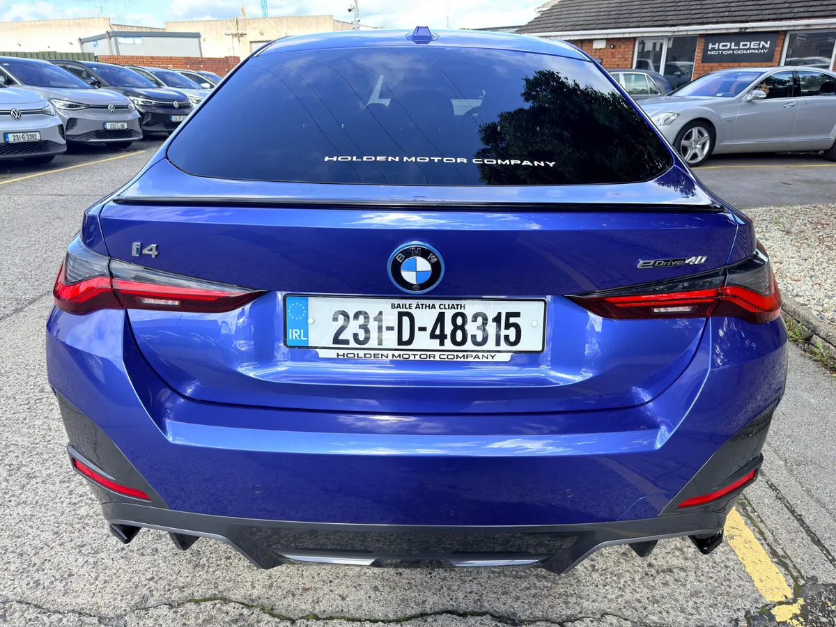 2023 BMW i4..SUNROOF..M-SPORT..2 KEYS - Image 6