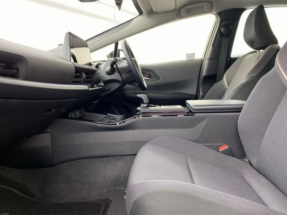 Toyota Prius G - Image 4