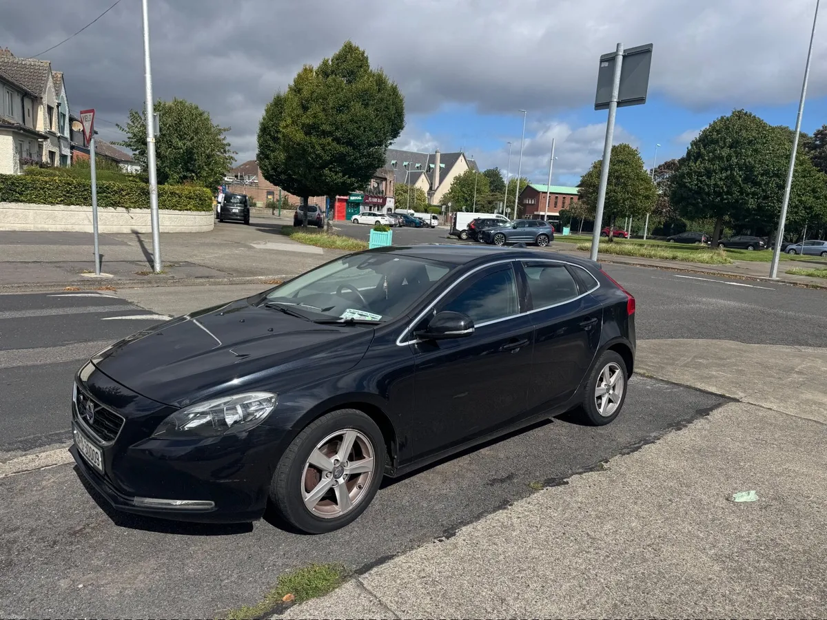 Volvo V40 2013 - Image 6