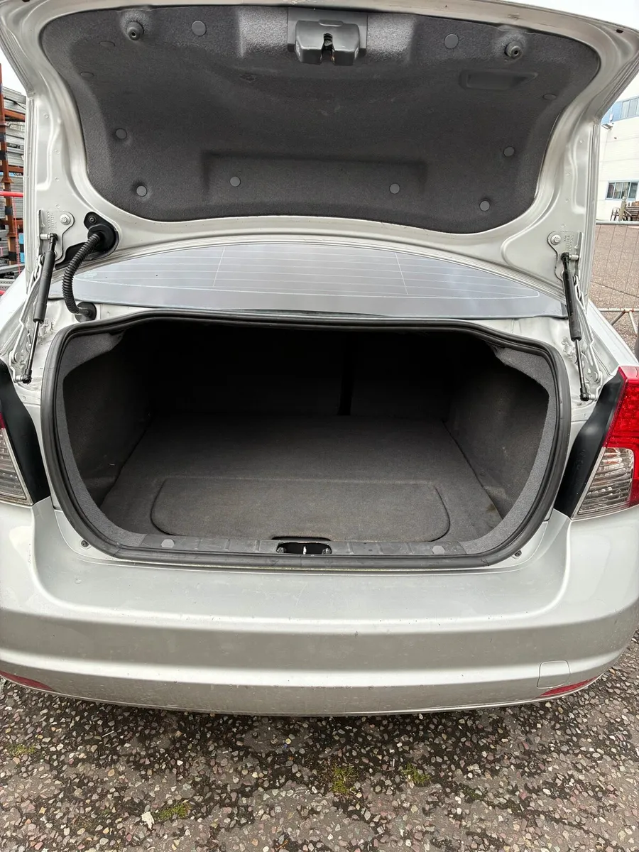 S40 Volvo - Image 4