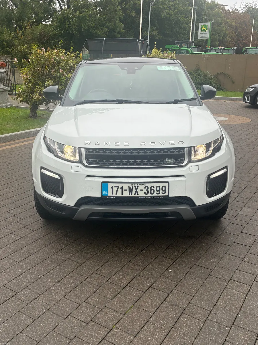 2017  Range Rover Evoque sport auto - Image 2