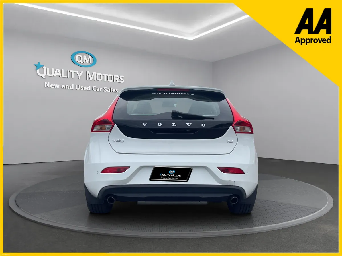 2015 VOLVO V40 1.6 PETROL (S152) - Image 6