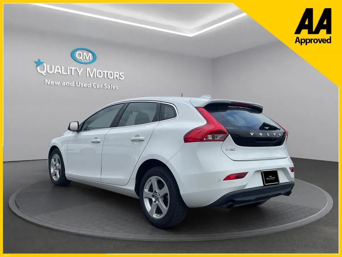 2015 VOLVO V40 1.6 PETROL (S107) - Image 5