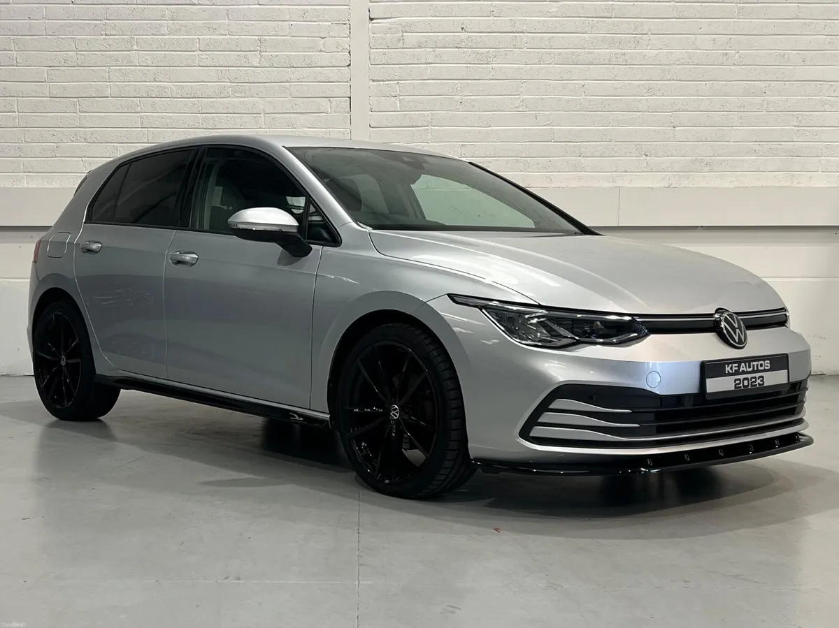 Volkswagen Golf Life 2.0TDI 115bhp 5dr Auto - Image 3