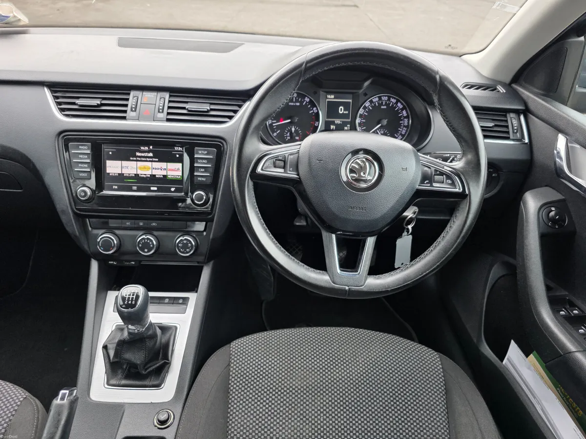 Skoda Octavia 1.2 TSI AMBITION - Image 5
