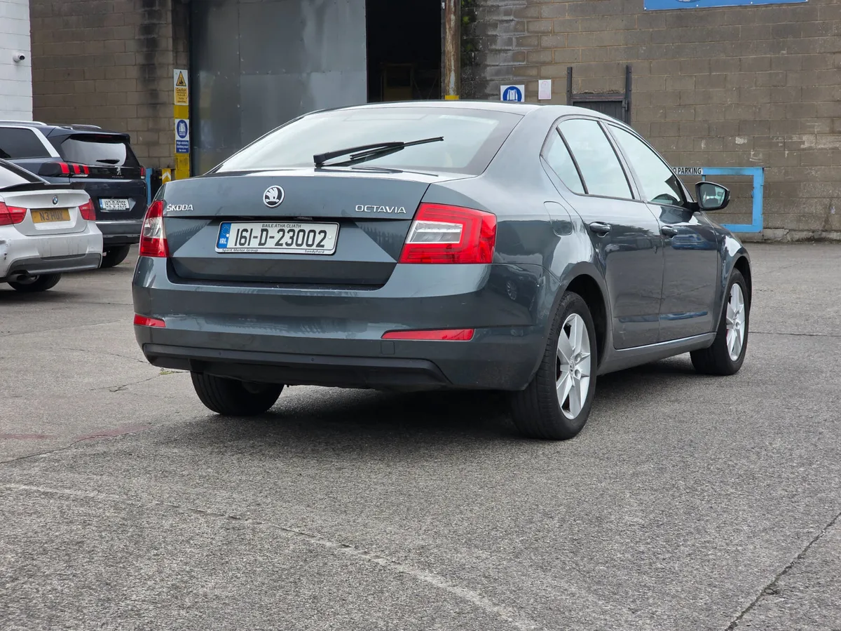 Skoda Octavia 1.2 TSI AMBITION - Image 3