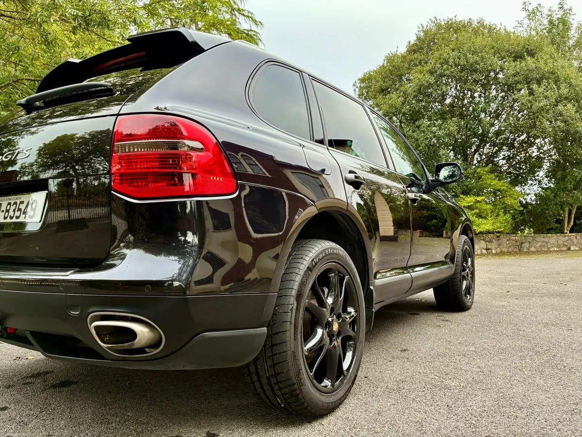 Porsche Cayenne 3.6 **crew cab low miles** GTS kit - Image 6