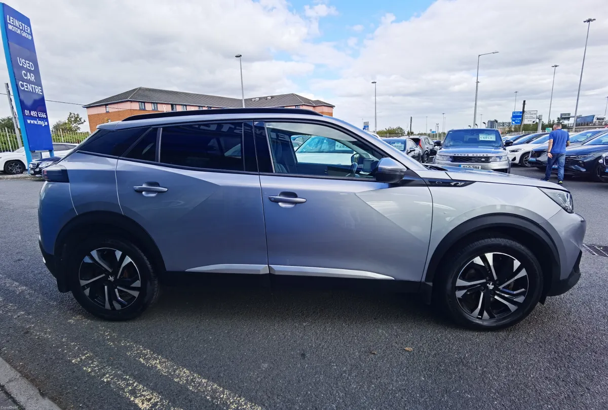 PEUGEOT 2008 50KWH ALLURE - Image 4