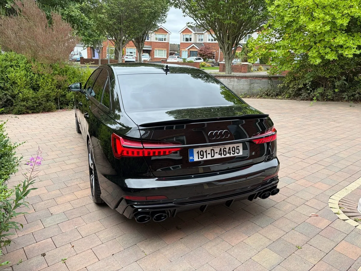 Audi A6 C8 S-Line 40TDI - Image 3