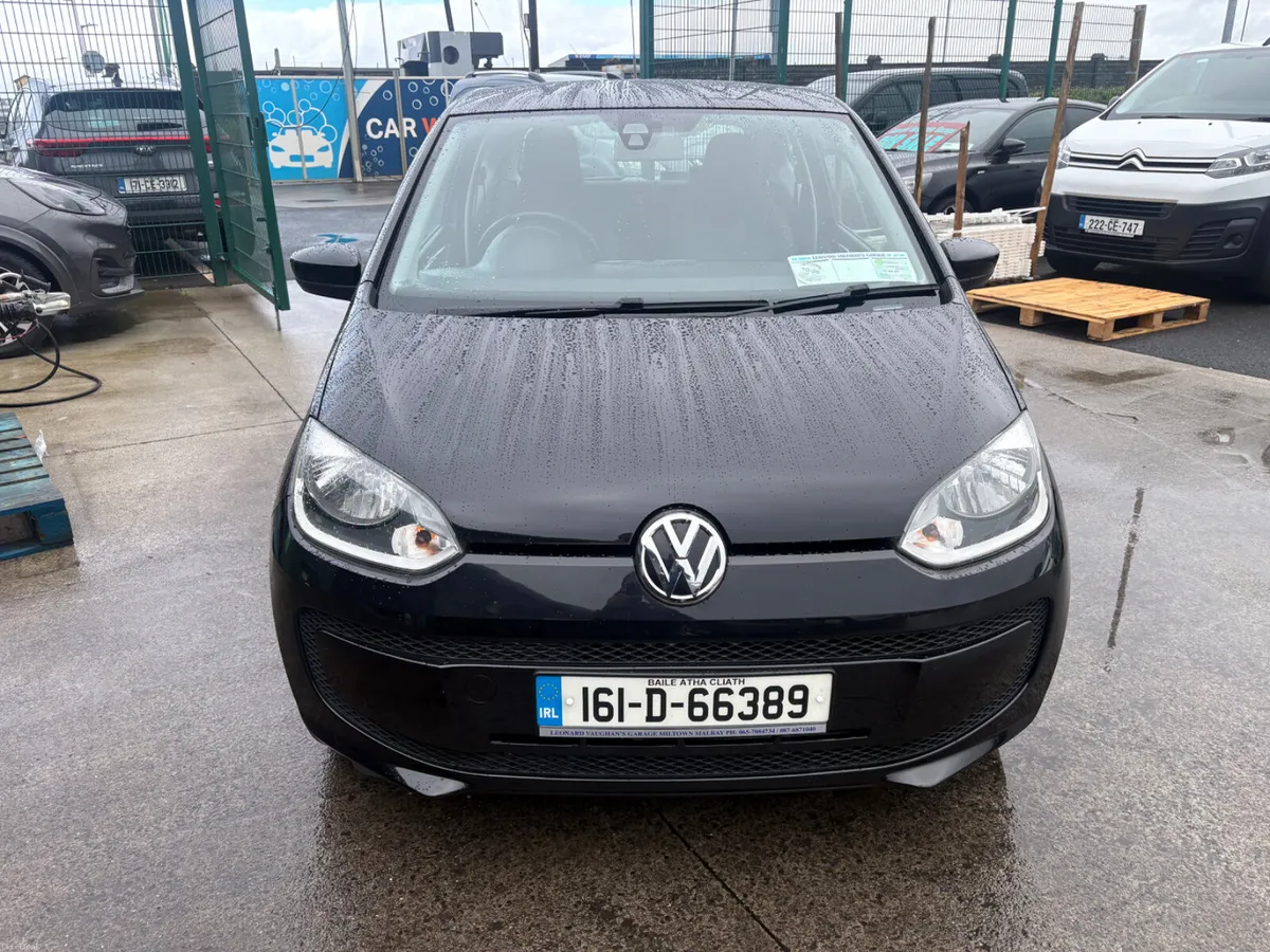Volkswagen up! 2016 - Image 1