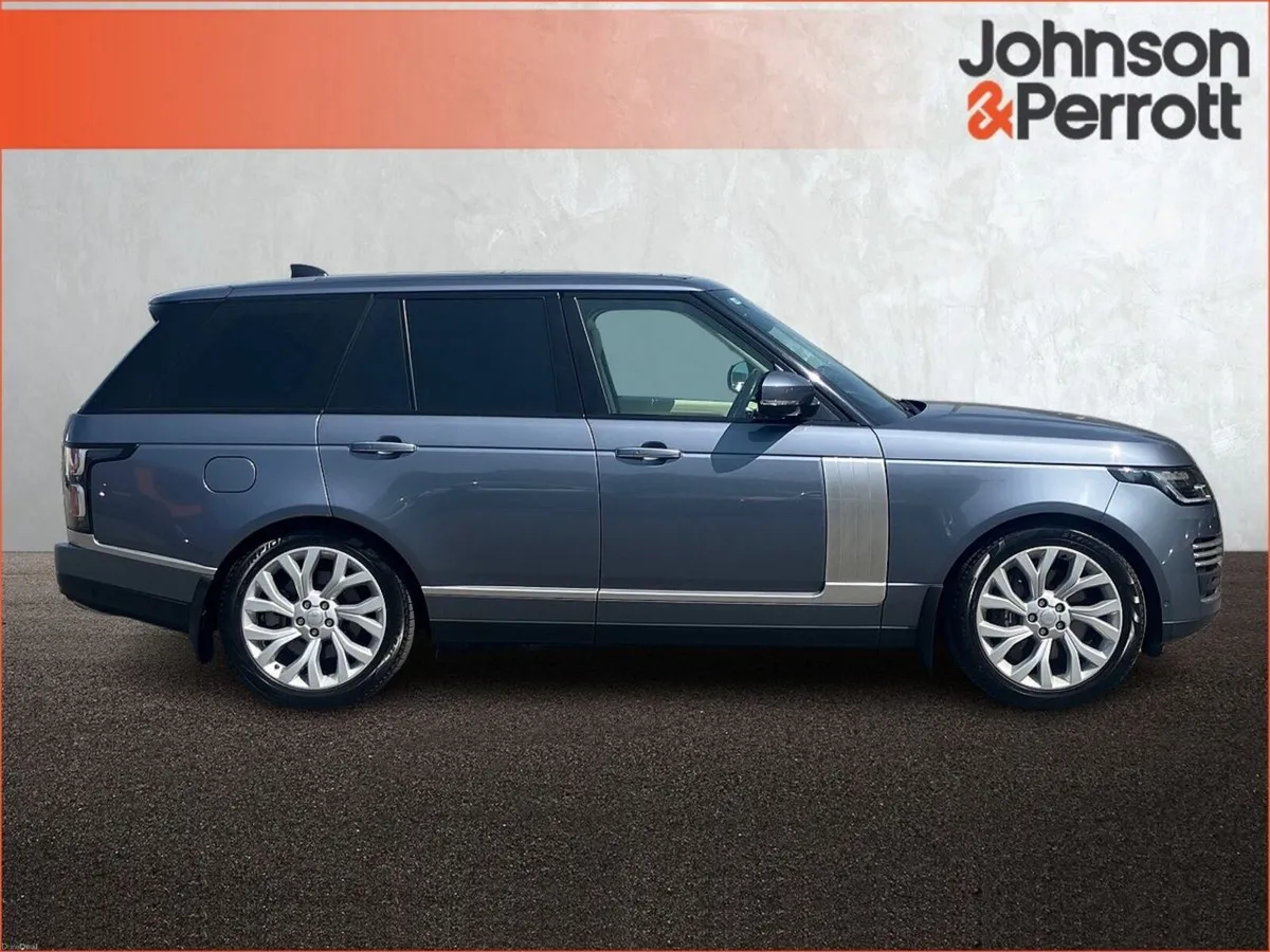 Land Rover Range Rover 2.0 I4 PHEV 404 PS Vogue - Image 6