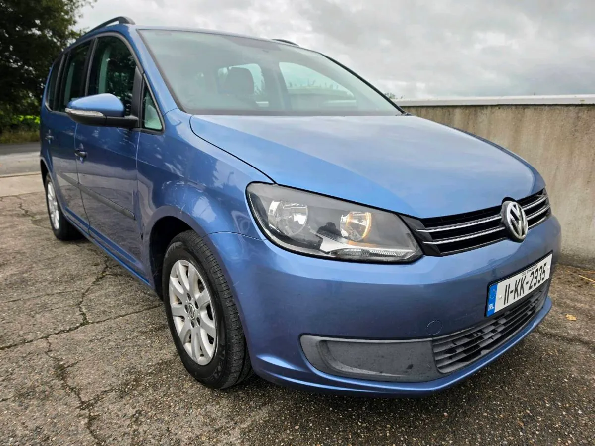 2011 Volkswagen Touran 1.6Tdi Manual - Image 1