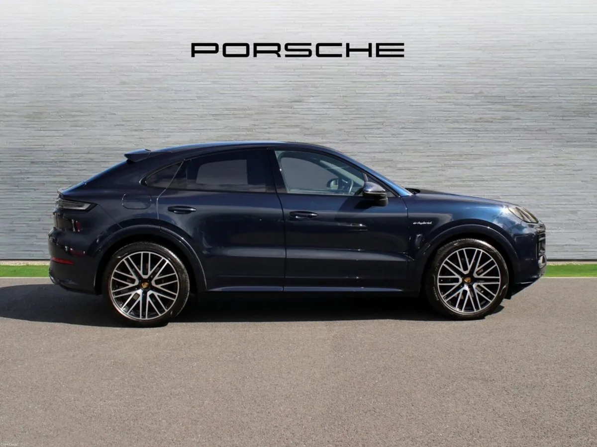 Porsche Cayenne E-Hybrid Coupe - Image 4