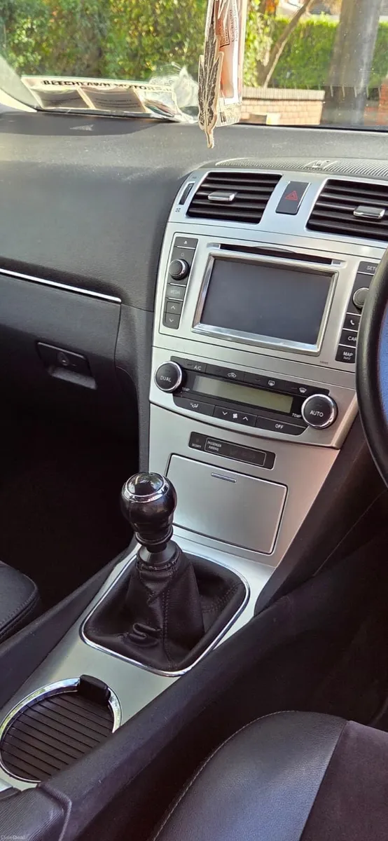 Toyota Avensis 2012 - Image 4