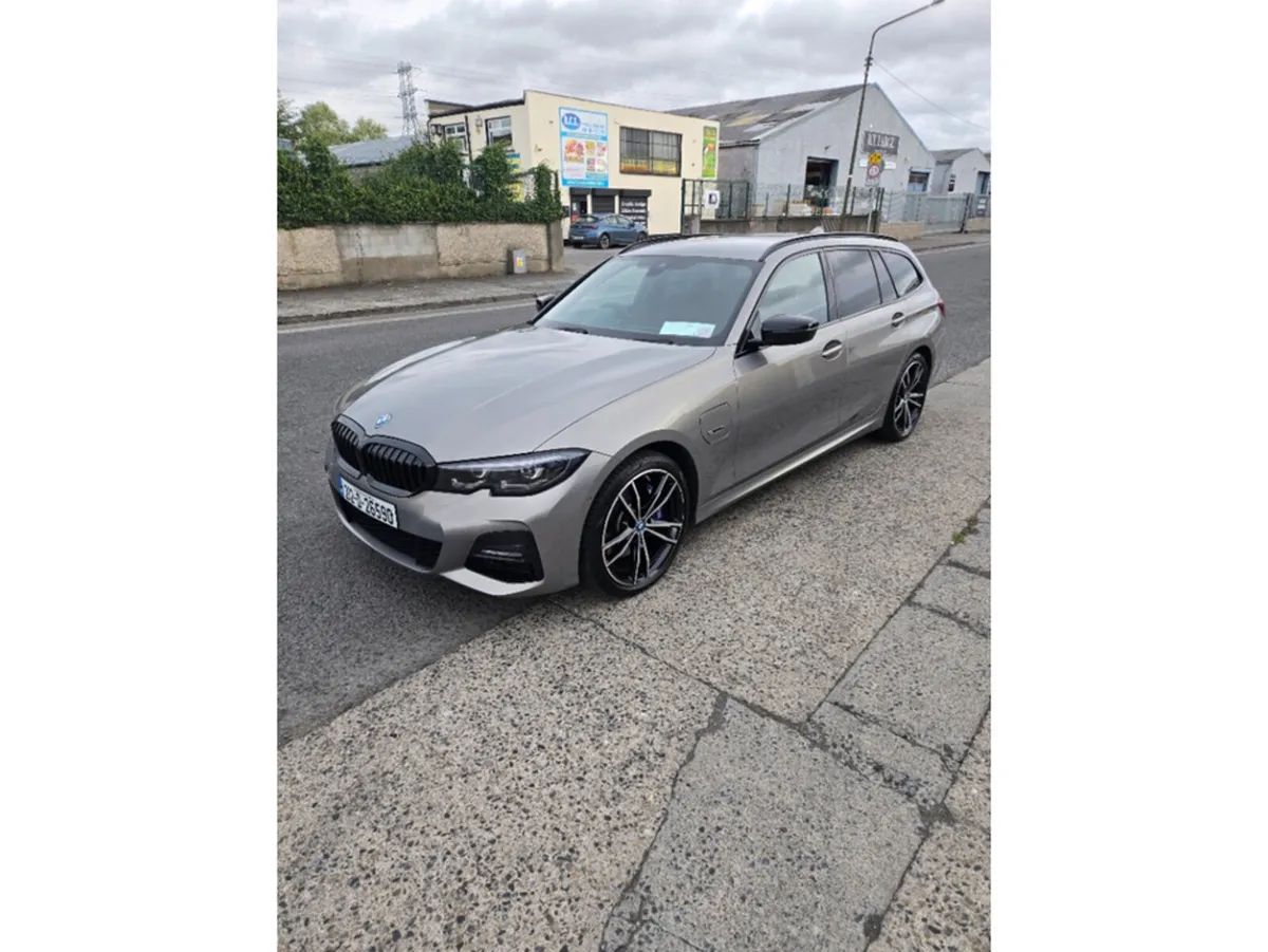 BMW 3-Series G21 E M SPORT PRO EDITION// STUNNING - Image 2