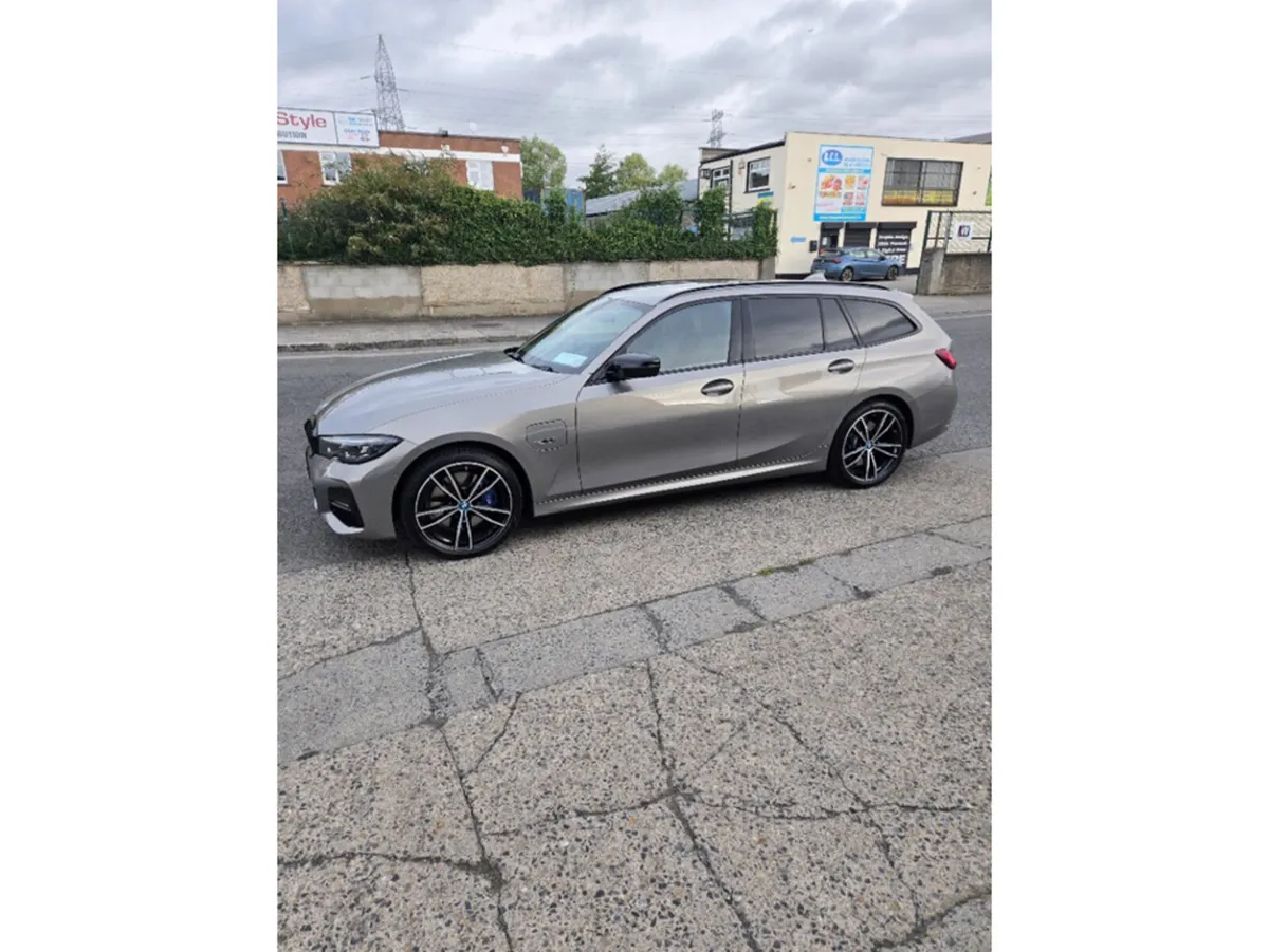 BMW 3-Series G21 E M SPORT PRO EDITION// STUNNING - Image 6