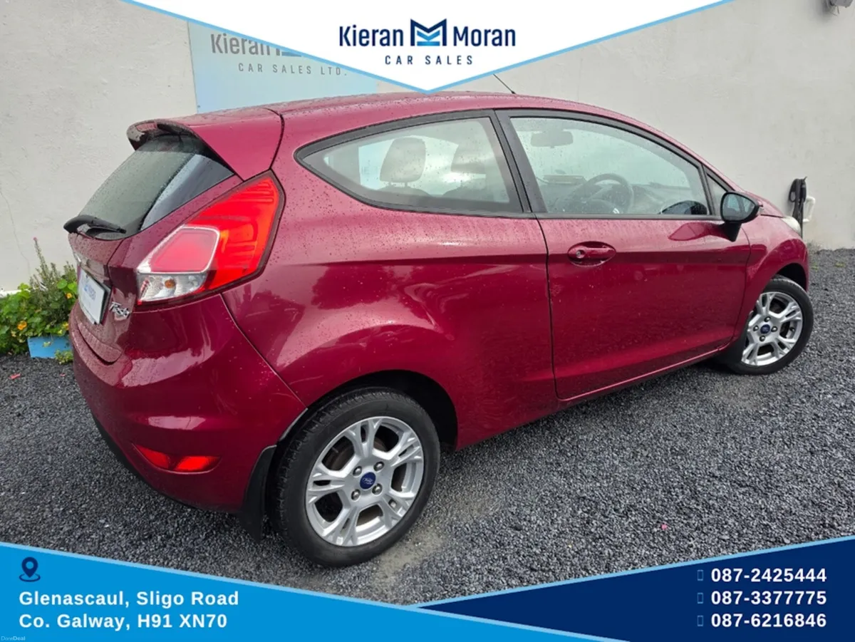 Ford Fiesta MCA ZETEC 1.5 75PS M5 2DR - Image 5