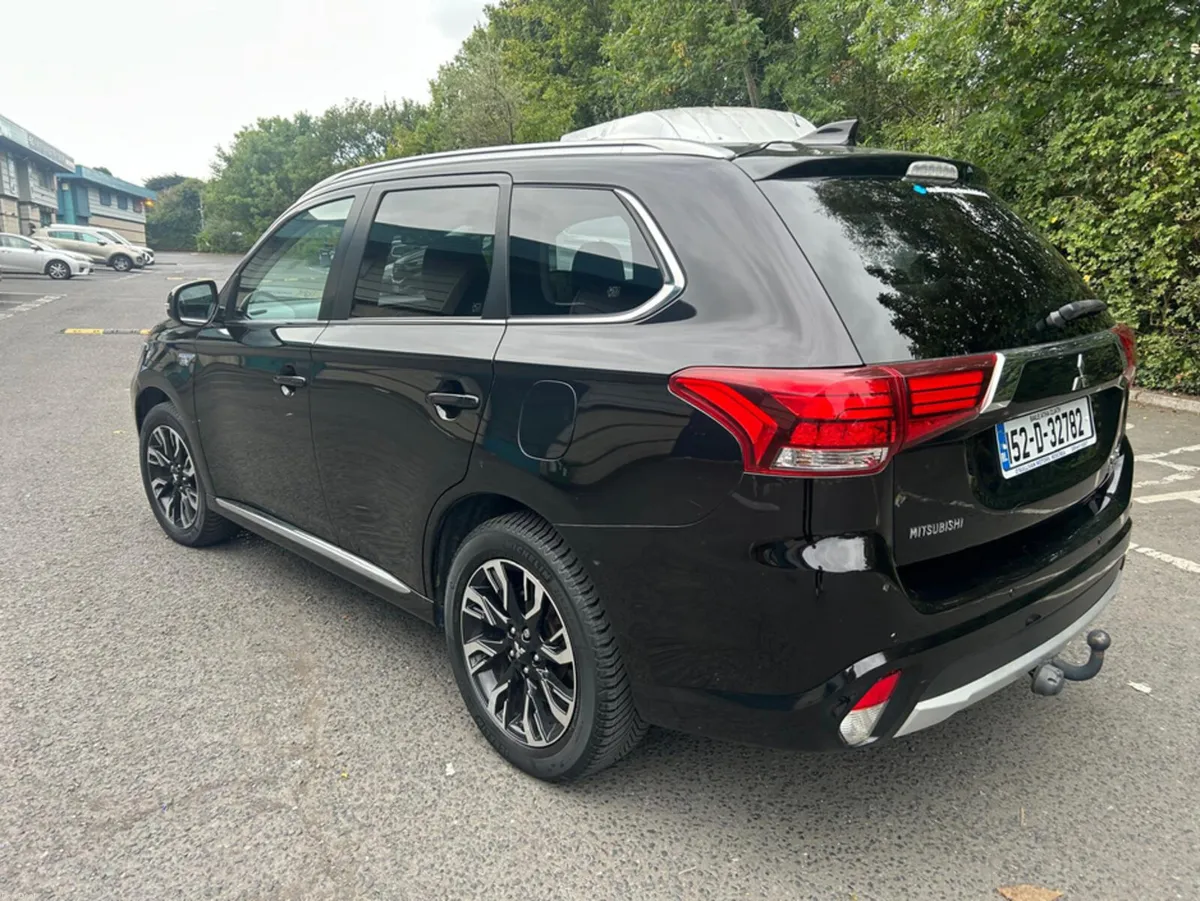 Mitsubishi Outlander 2.0 GX4H PHEV 200BHP 5DR AUTO - Image 6