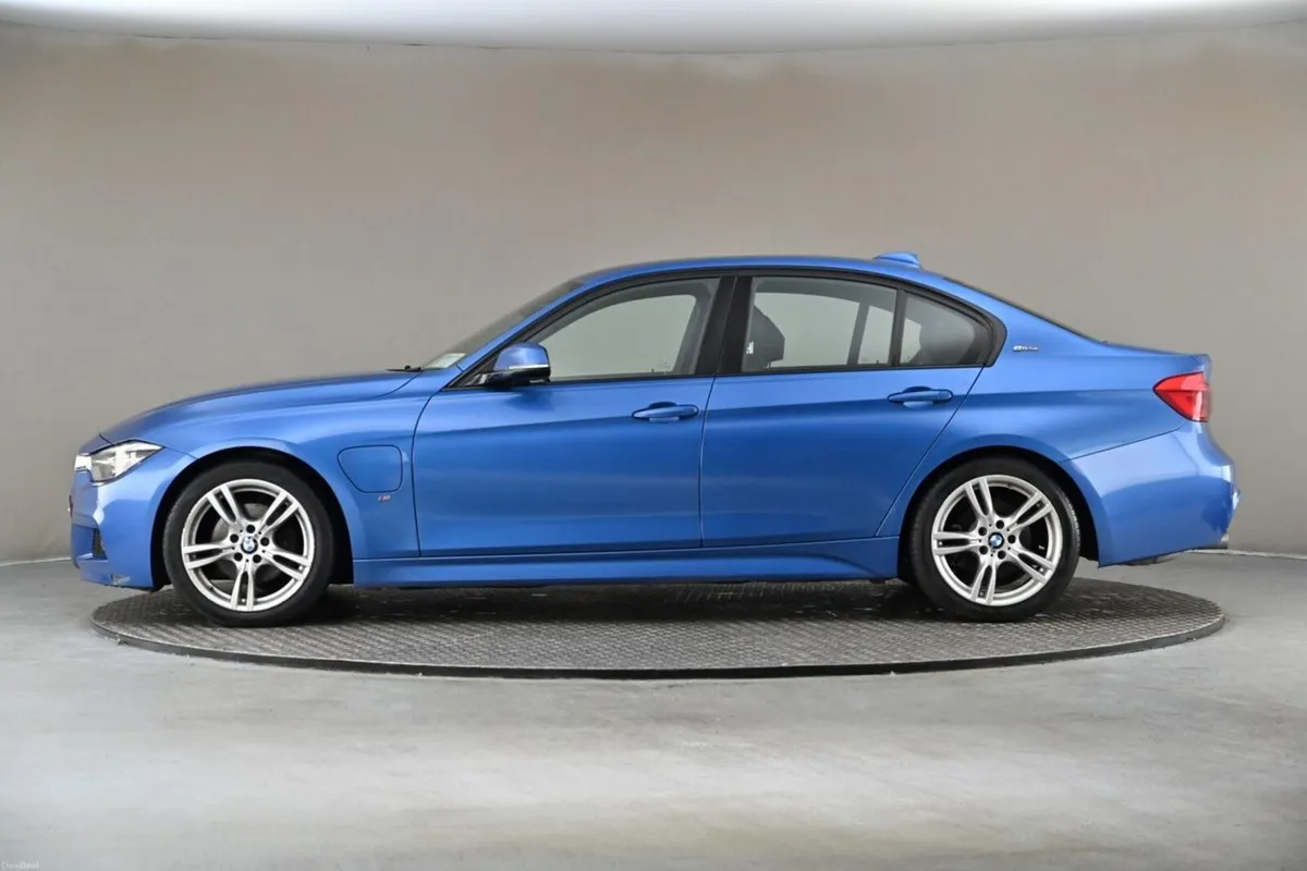 BMW 3-Series 330E M SPORT F30 PHEV **BLACK LEATHER - Image 5