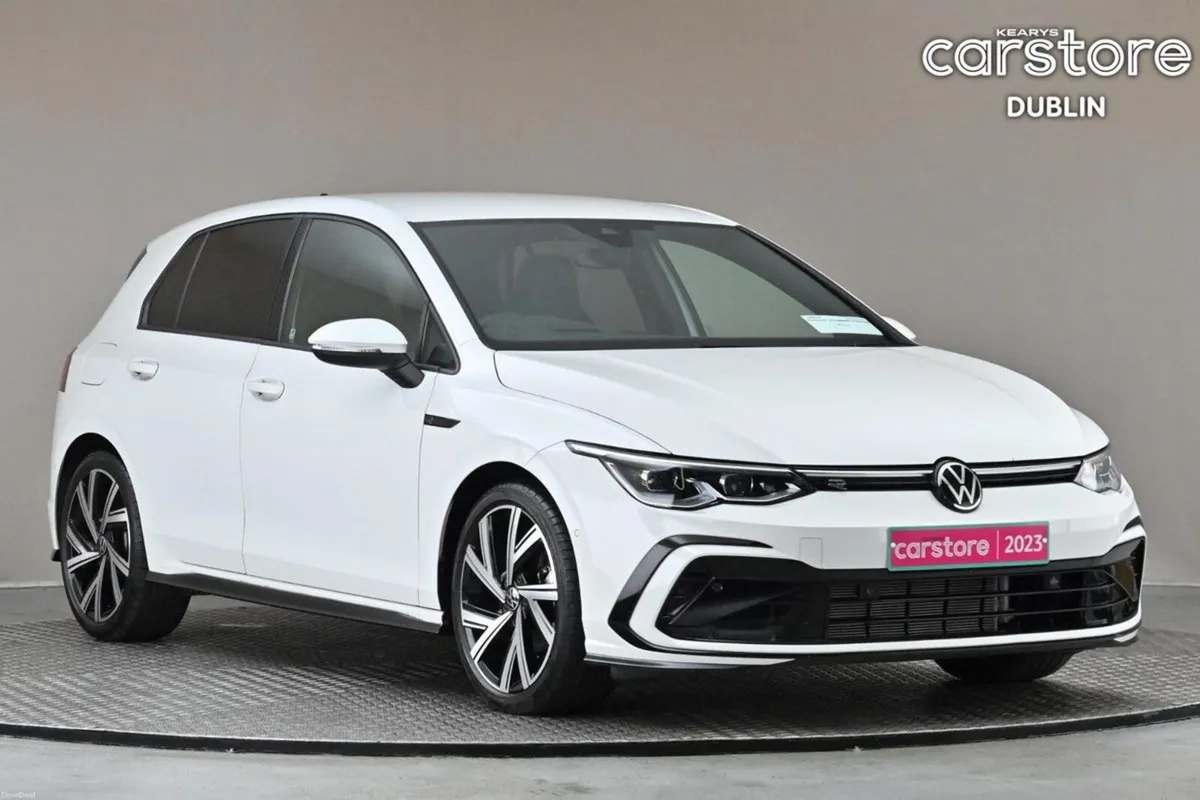 Volkswagen Golf 1.0ETSI DSG R-LINE MK8 MILD-HYBRID - Image 1