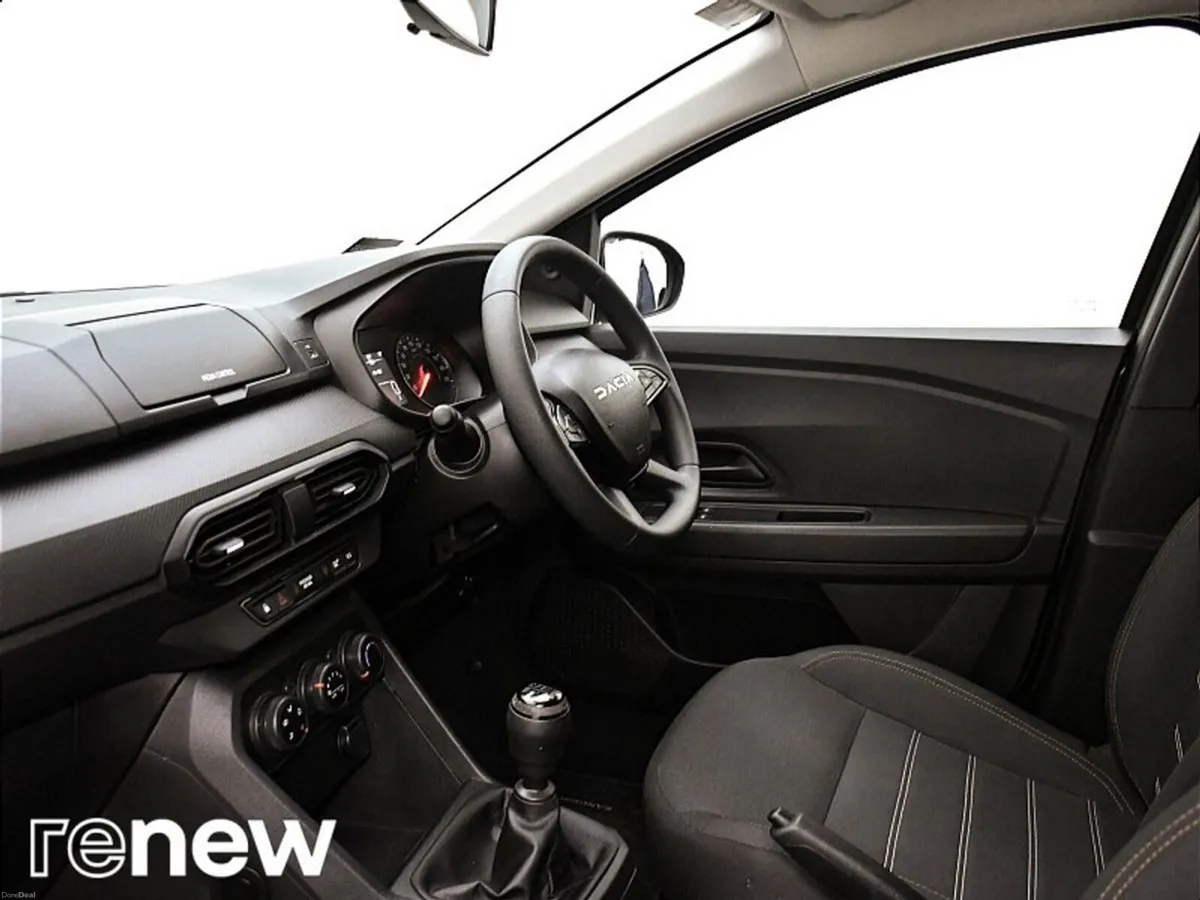 Dacia Sandero Stepway Essential TCe 90 NBI - Image 5