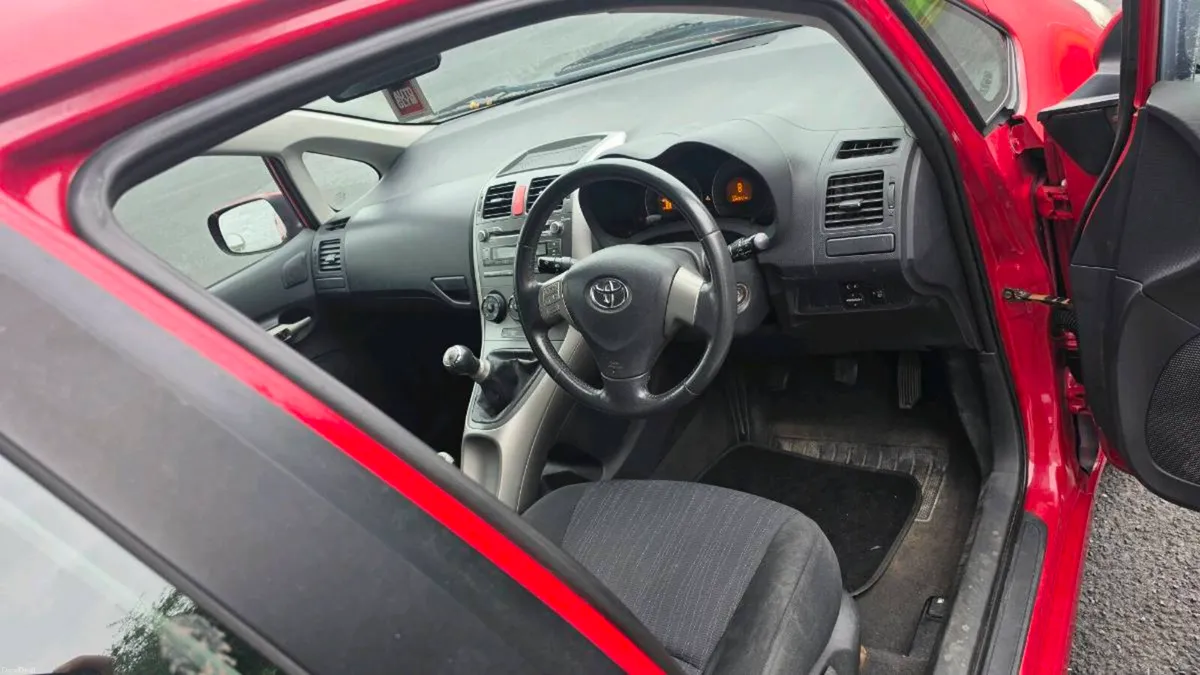2008 Toyota Auris 1.4D4D - Image 5