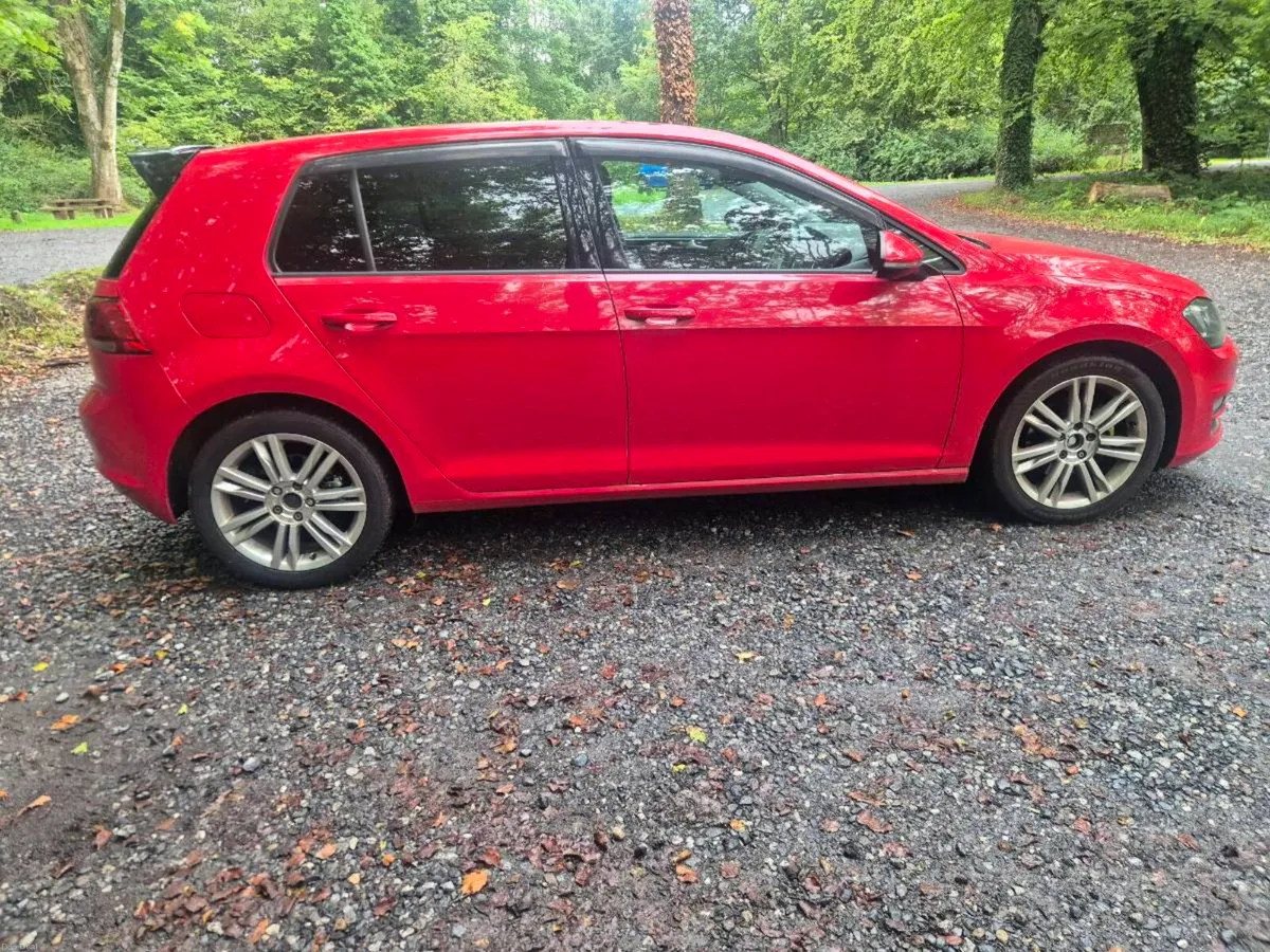 132 VW Golf 1.4 TSi Automatic - Image 2
