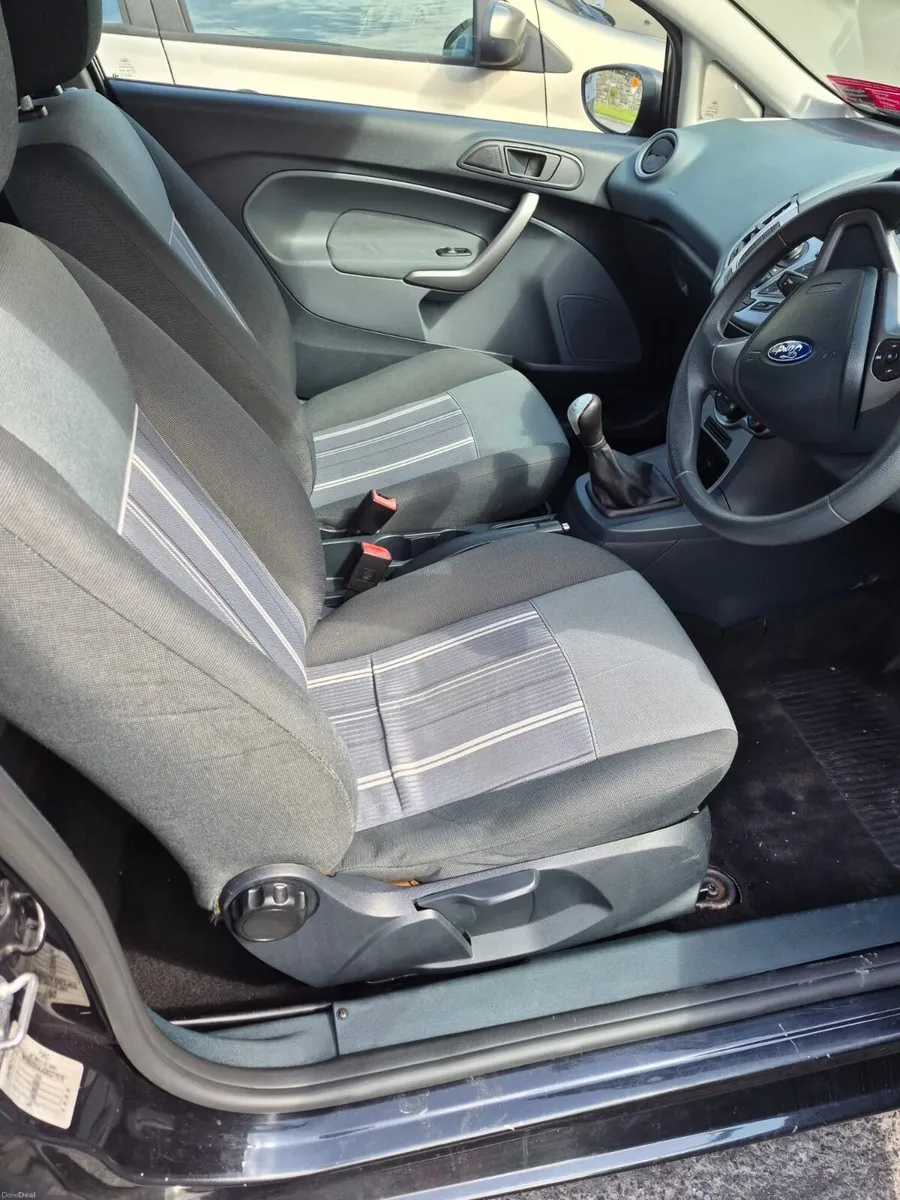 Ford Fiesta 2009 - Image 4