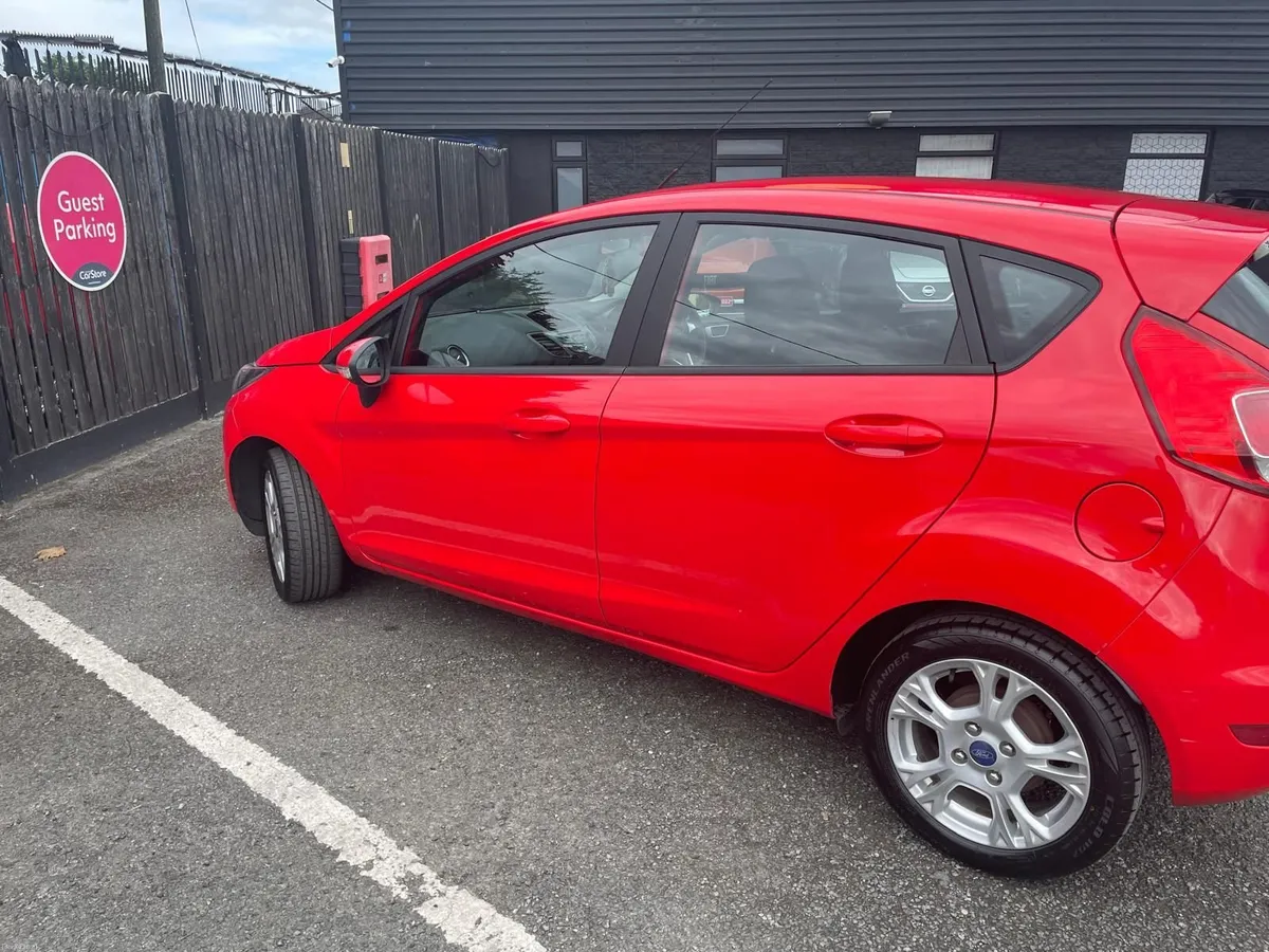 151D Ford Fiesta Zetec - Image 5