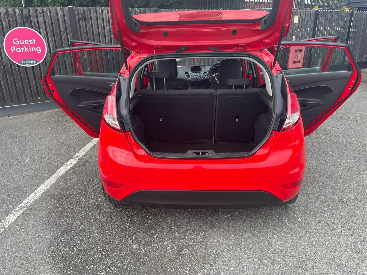 151D Ford Fiesta Zetec - Image 4