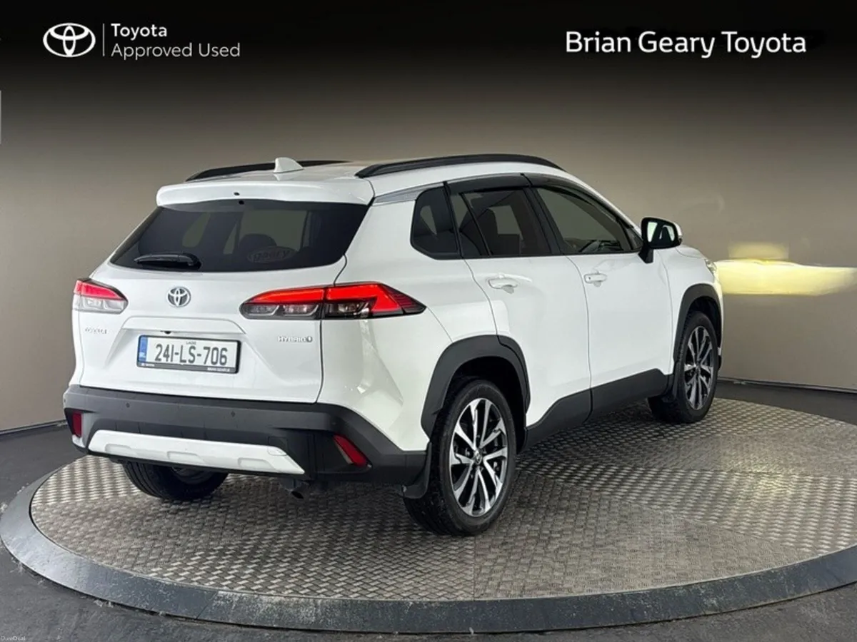 Toyota Corolla Cross SOL Hybrid Top of the range - Image 2