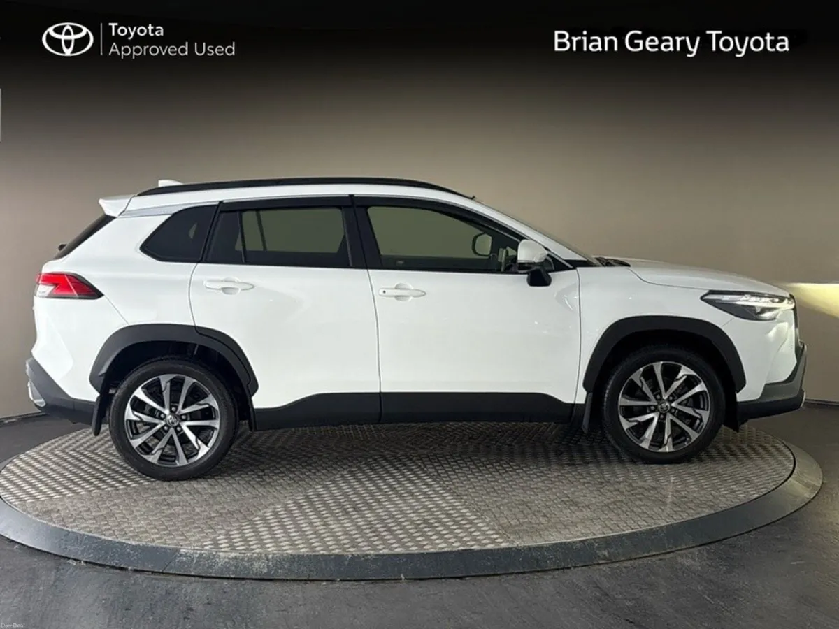 Toyota Corolla Cross SOL Hybrid Top of the range - Image 3