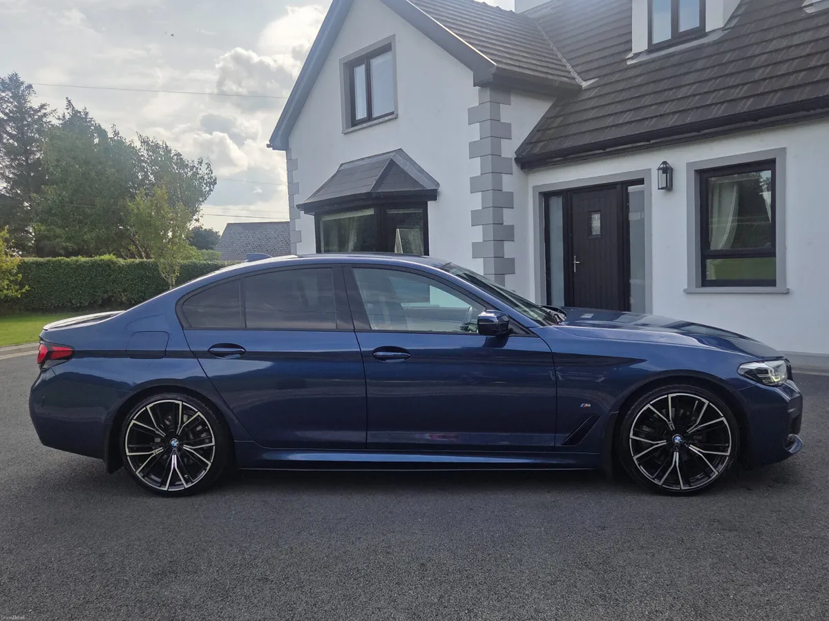BMW 5-Series 2021 - Image 3