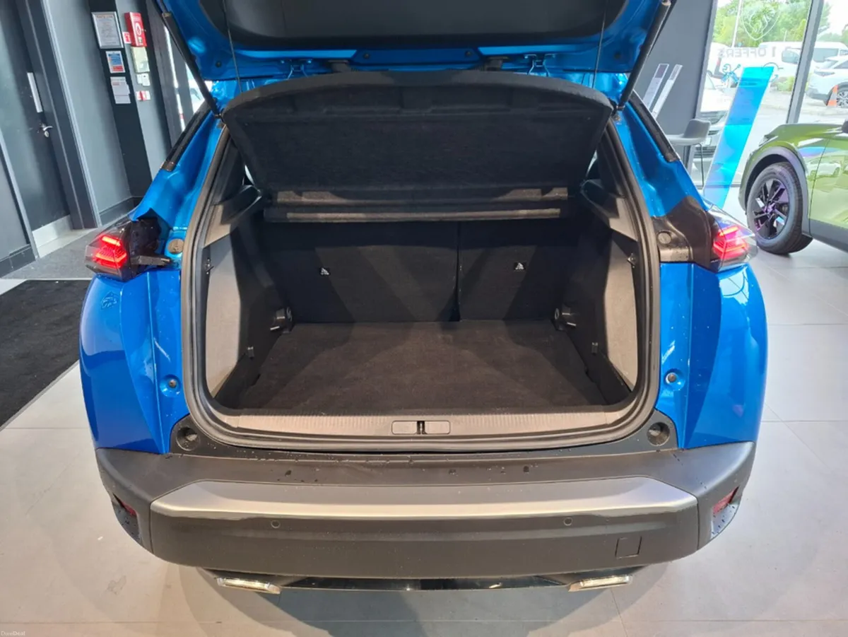 Peugeot 2008 ALLURE 1.2 PURETECH MY23 - Image 5