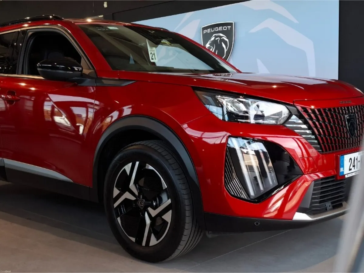 Peugeot 2008 ALLURE 1.2 PURETECH MY23 - Image 4