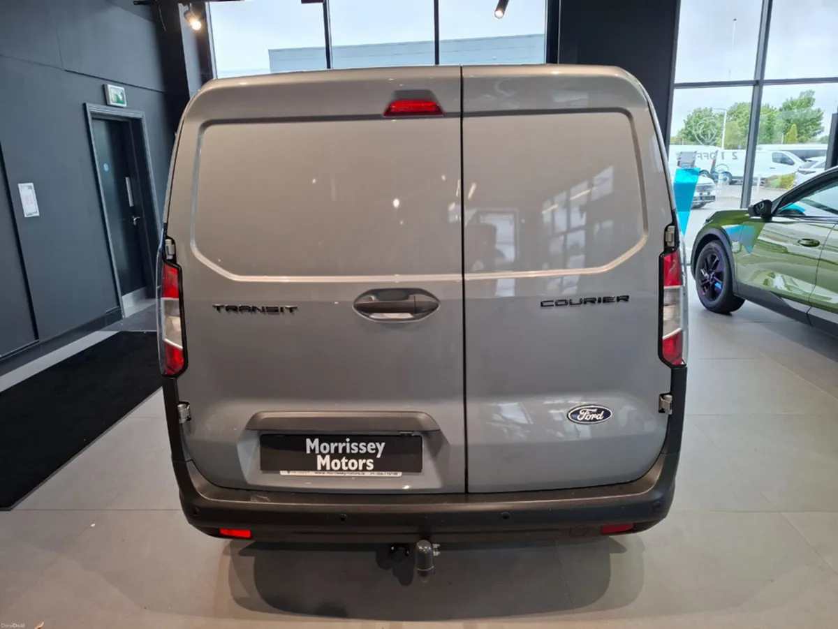 Ford Transit Courier TREND 1.5L ECOBLUE 100 - Image 3