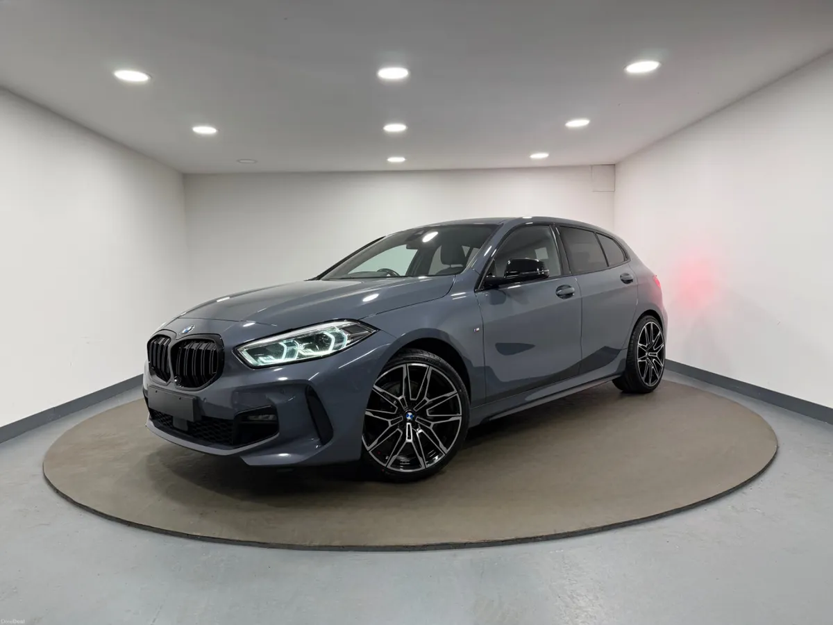 2022 BMW 1-Series 118D M SPORT - Image 2