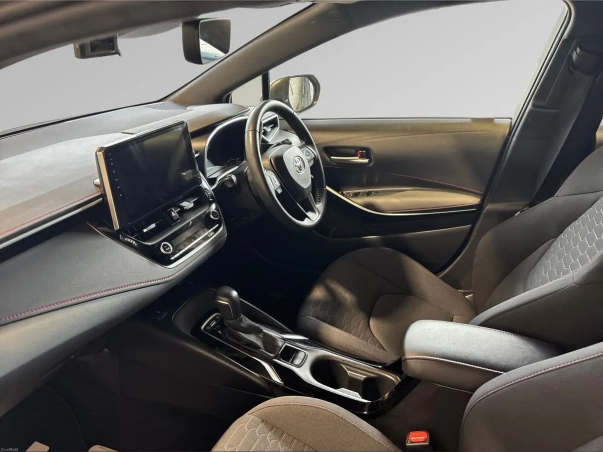 Toyota Corolla 1.8 HYBRID - Image 4