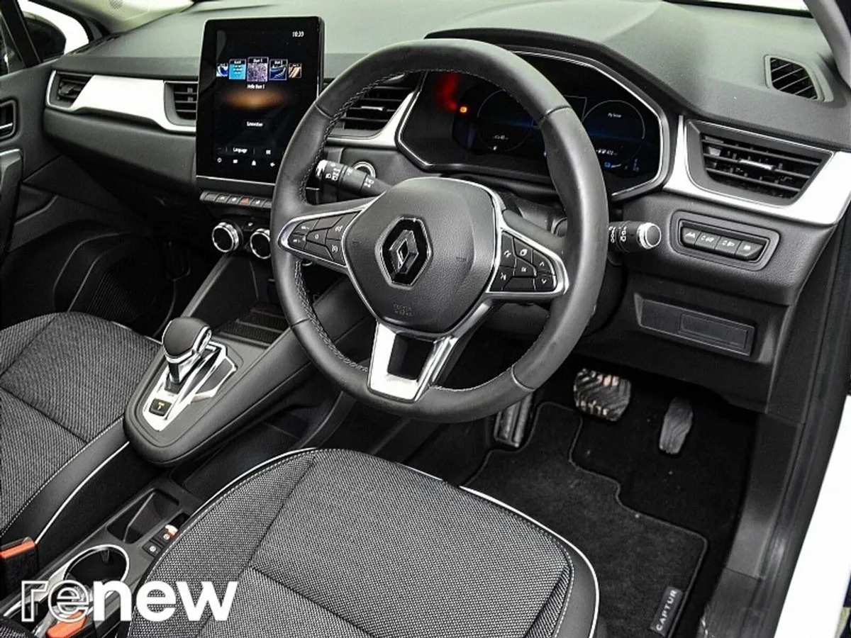Renault Captur S-Edition E-TECH Plug-in 160 Auto - Image 6