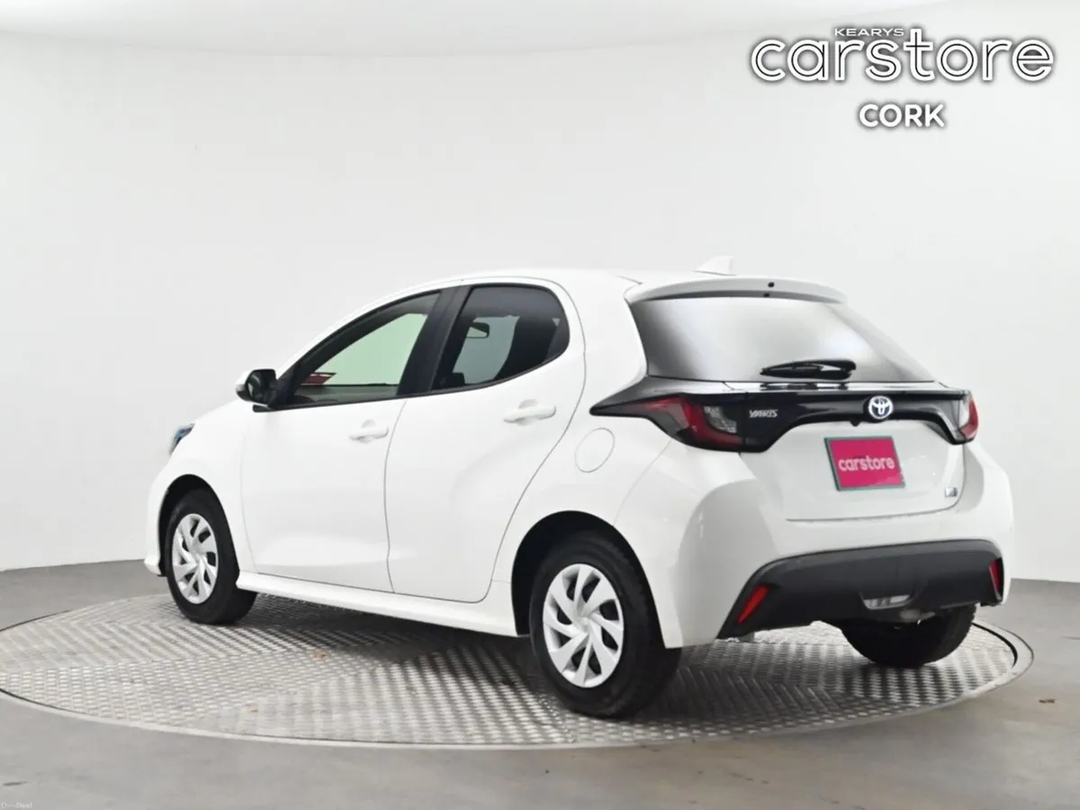 Toyota Yaris 1.5 - Image 3