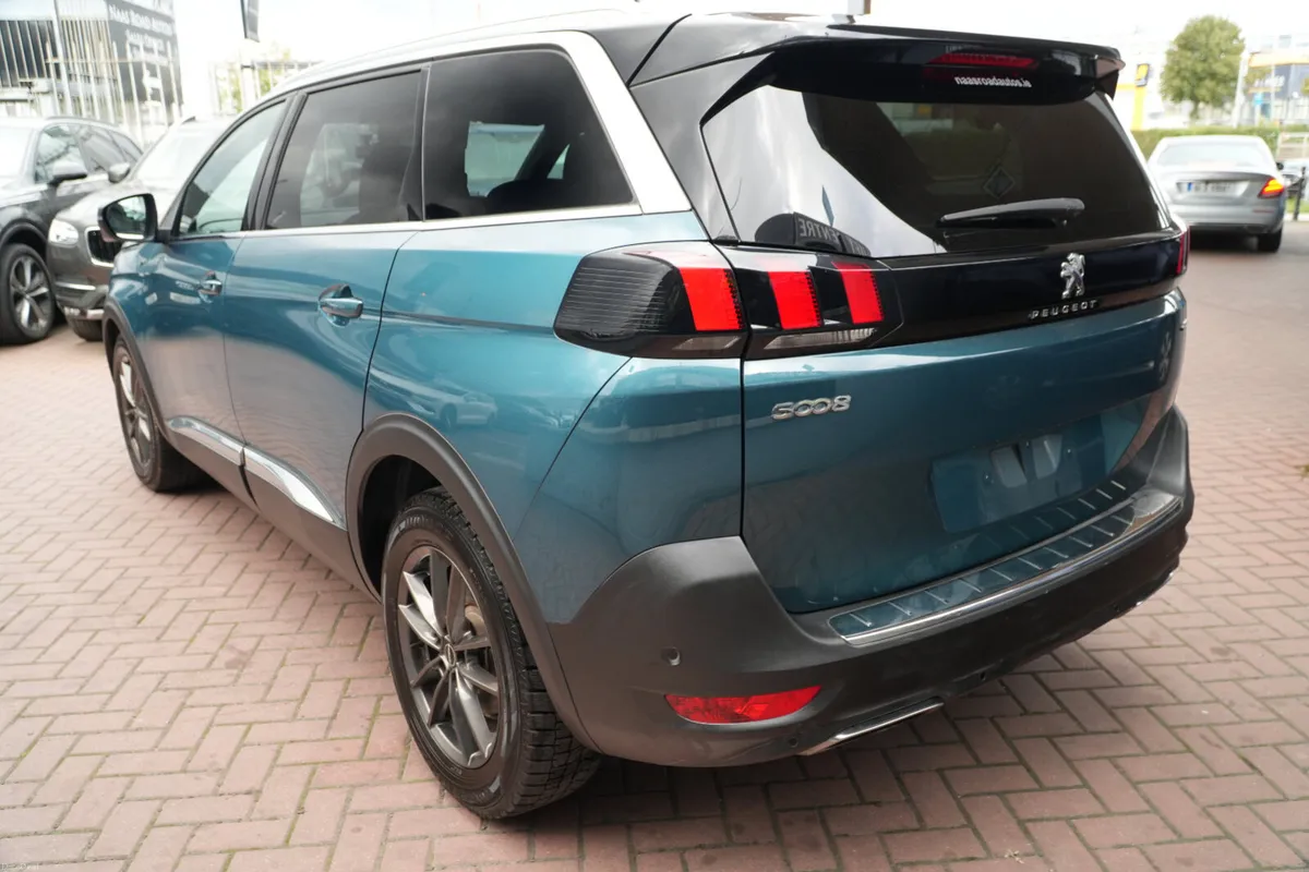 2019 PEUGEOT 5008 - Image 6