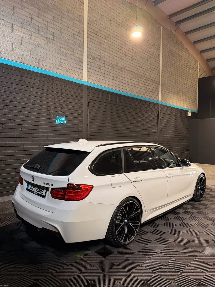 Bmw 320d Msport touring 2015 - Image 2